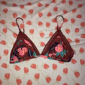 Xhilaration Floral Triangle Bikini Top Large NEW